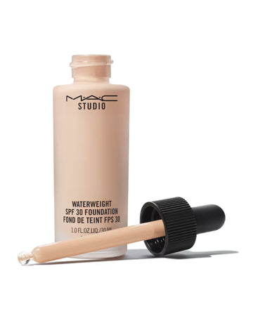 MAC STUDIO WATERWEIGHT SPF30 FOUNDATION CNCLR-NC15 9ML/.3FLOZ