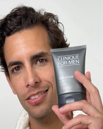 Daily Oil-Free Hydration: Cleanse. Exfoliate. Hydrate.