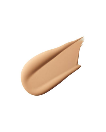 M.A.C Studio Radiance Serum-Powered Foundation 30ml - NC18