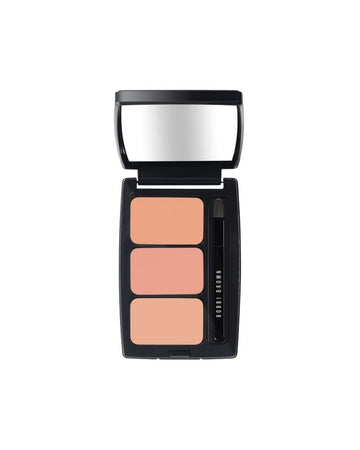 Bobbi Brown Skin Touch Up Palette - Fair To Light 2
