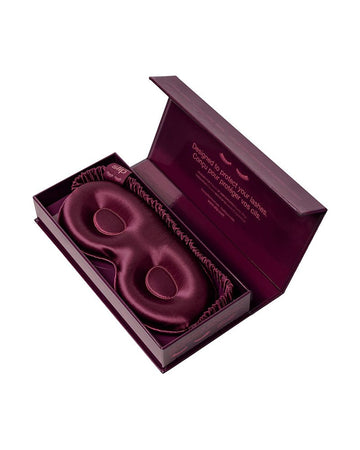 Slip Pure Silk Contour Sleep Mask - Crimson